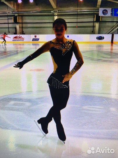 Костюм для фигурного катания