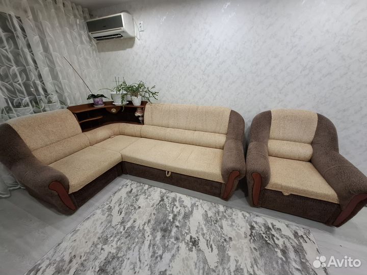 Угловой диван бу