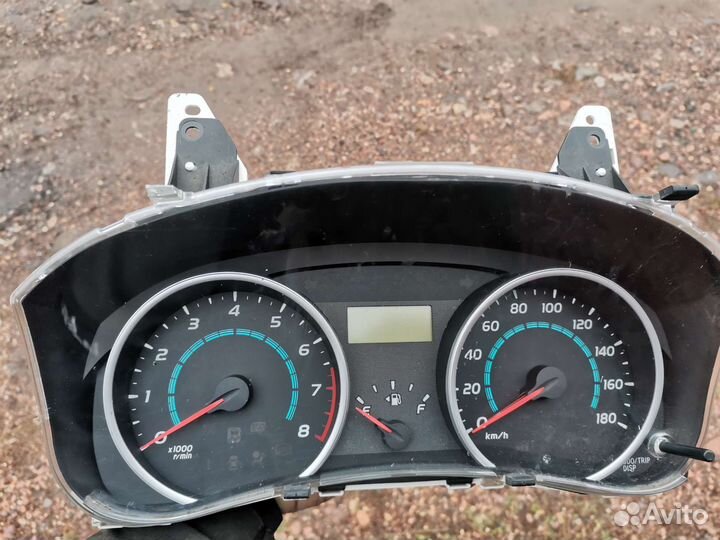 Спидометр Toyota wish