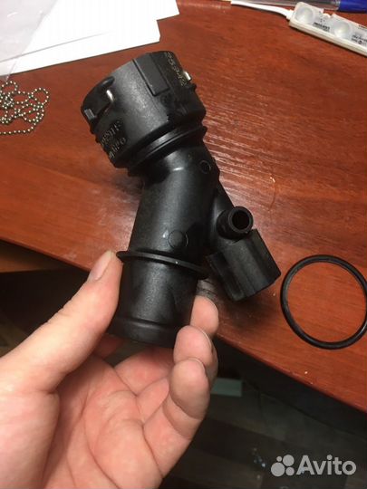 Сливной патрубок радиатора Fabia 2