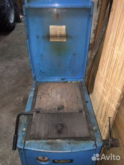 Твердоотопительный котел Buderus