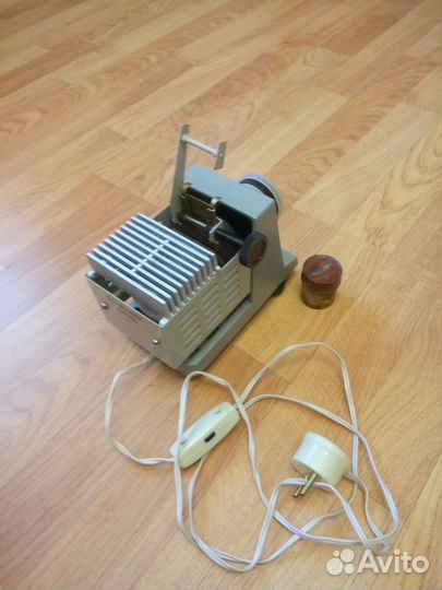 Фильмопроектор фс