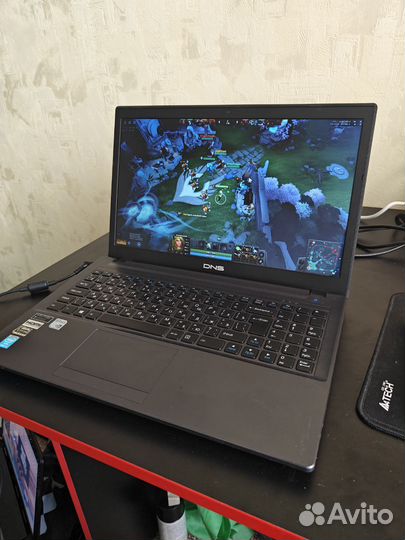 Игровой ноутбук 2 видеокарты Dota 2 видеообзор