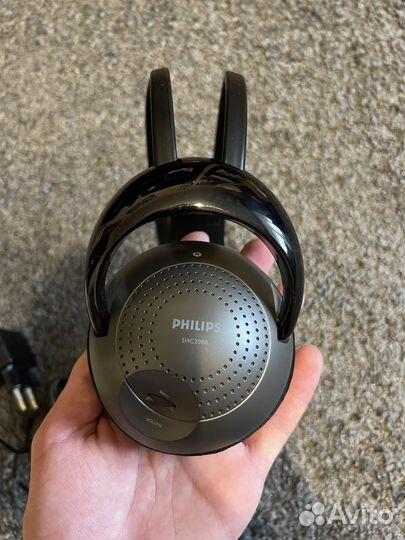 Беспроводные наушники Philips