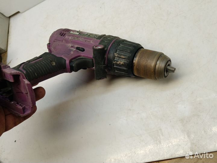 Шуруповёрт Км-Атом с дефектом