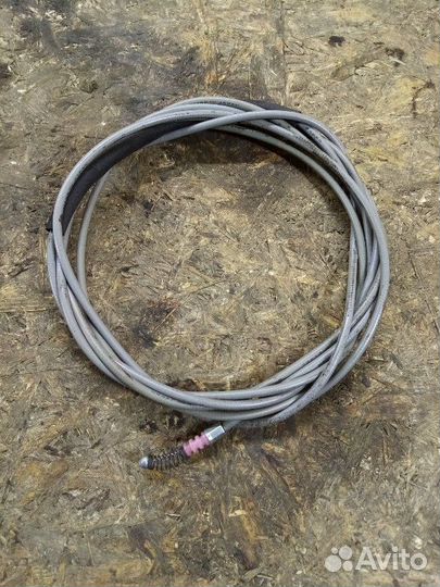 Трос багажника Mitsubishi Lancer седан 4G18 2005