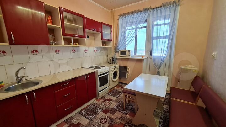2-к. квартира, 52 м², 6/9 эт.