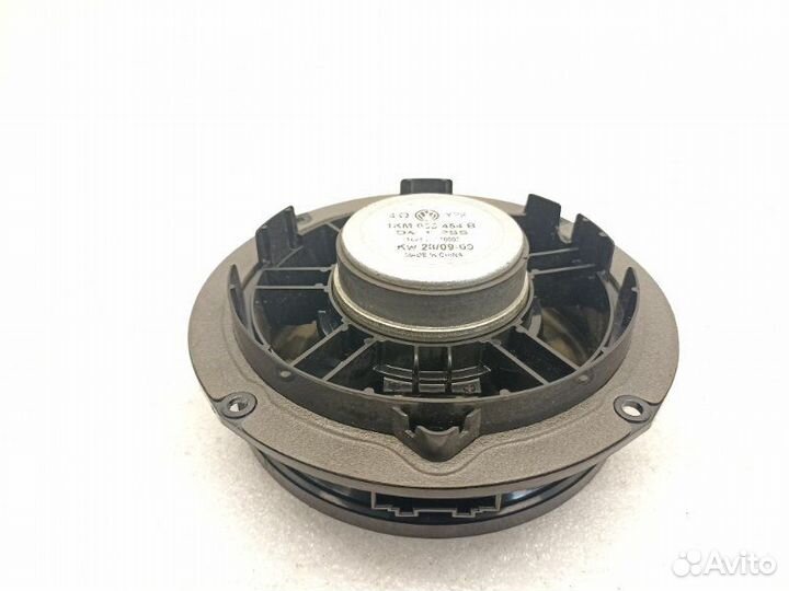 Динамик задний правый Volkswagen Golf 6 2010