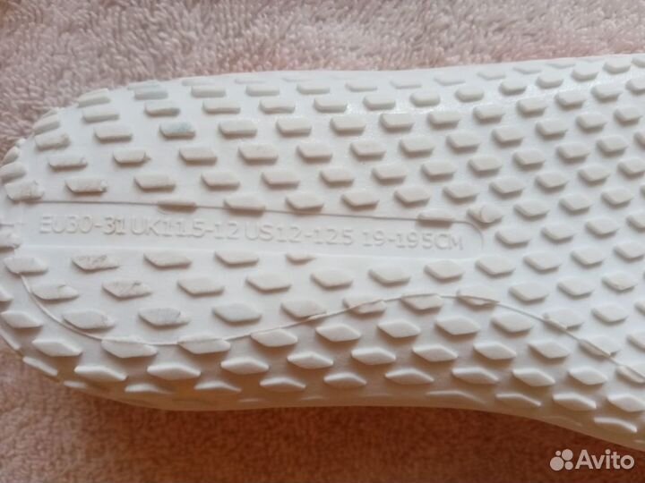 Вещи пакетом/аквашузы купальники сланцы шорты