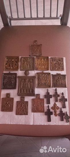 Стариные медные Иконы 12 штук и 7 крестиков