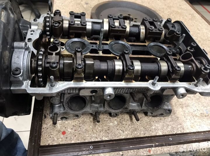 Гбц в сборе 078103373AH Ауди Фольксваген 2.4. 2.6