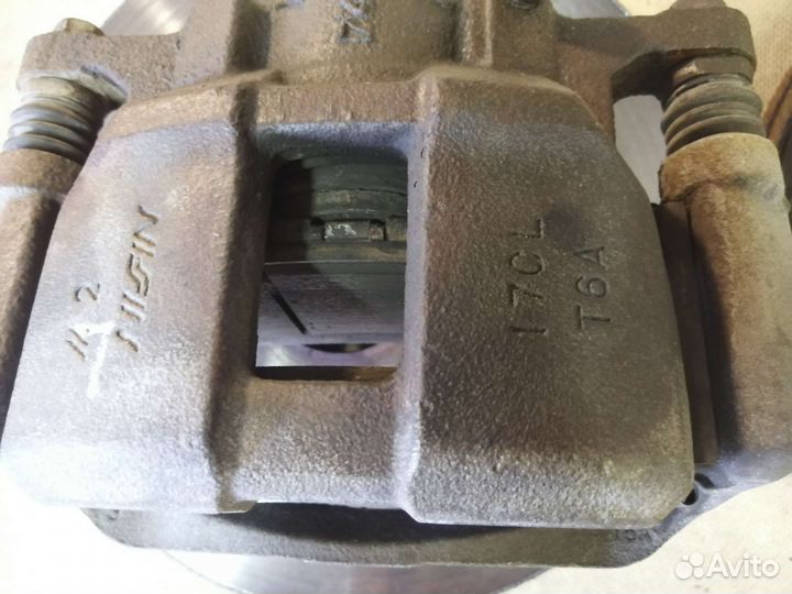 Суппорта перед Honda Stepwgn RP 2015 - 2021 г