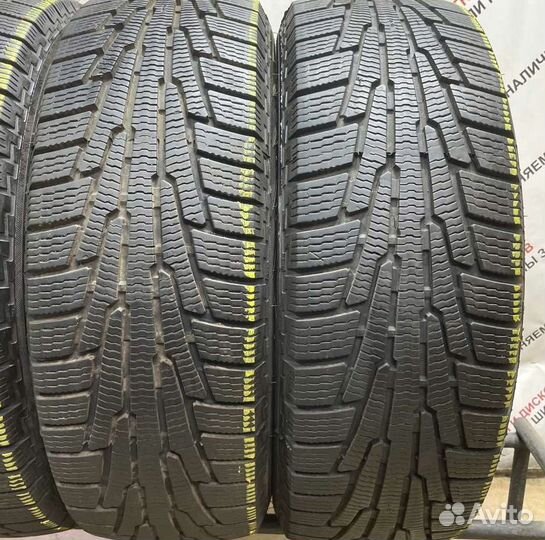 Nokian Tyres Hakkapeliitta R 215/65 R16 98M