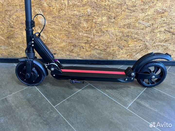 Электросамокат E-scooter S3