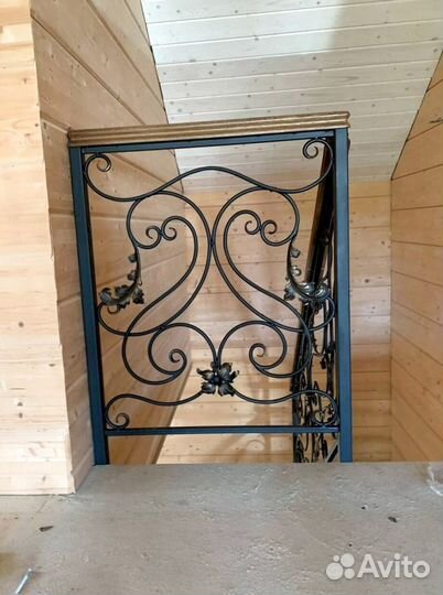 Лестницы г-образные под ключ