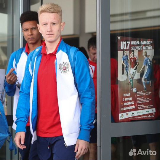 Детский футбольный тренер