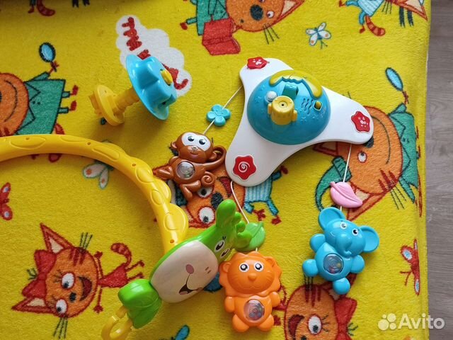 Музыкальный мобиль на кроватку с проектором