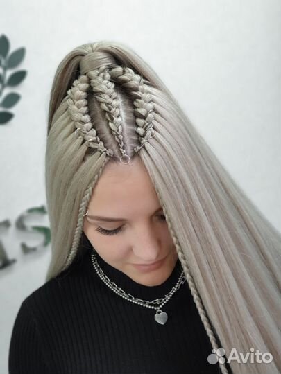 Де дреды, косы, брейды, афрокудри, локоны