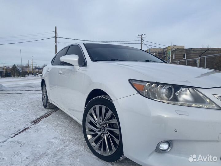 Lexus ES 2.5 AT, 2014, 240 000 км