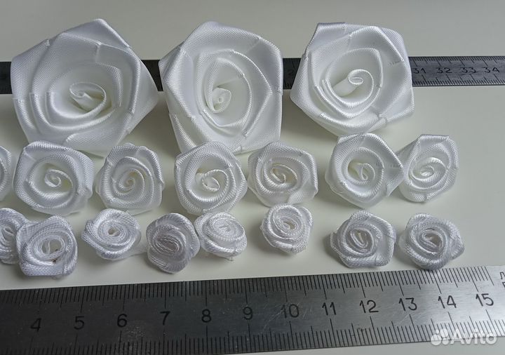 Цветы из атласных лент Свадебный декор шитьё