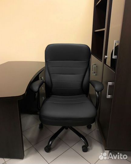 Офисное компьютерное кресло руководителя См 531015
