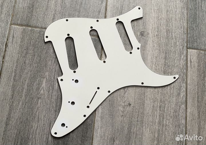 Пикгард Stratocaster для гитары