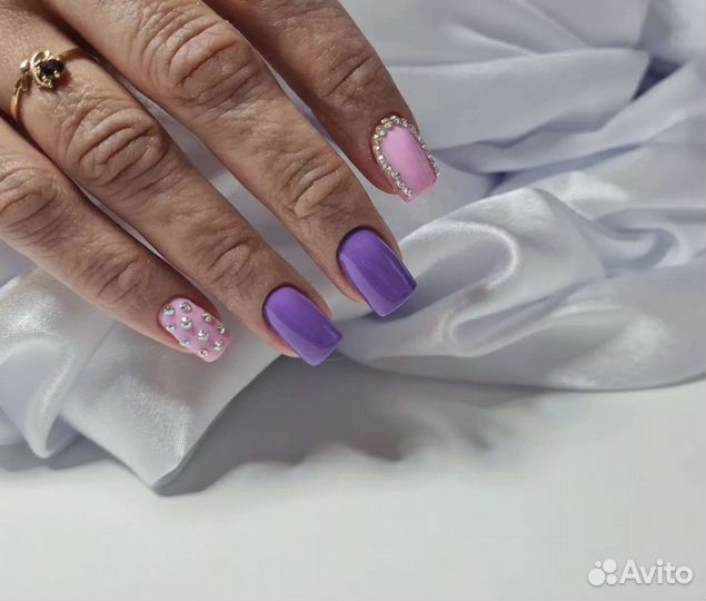 Педикюр, маникюр, наращивание ногтей, шеллак