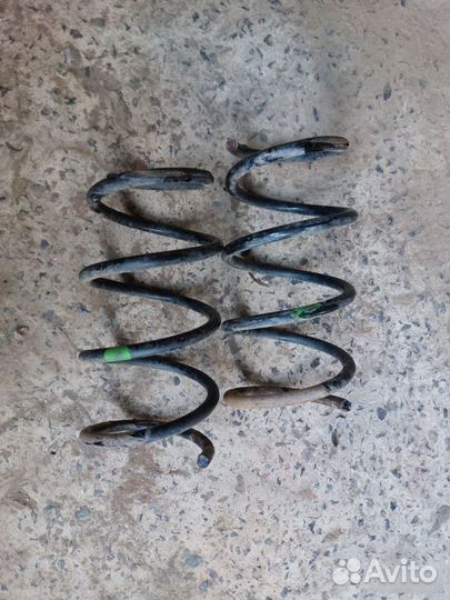 Пружина передняя Renault Logan 1