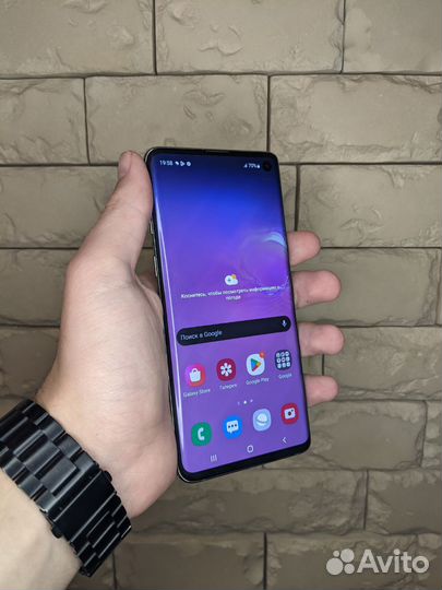 Samsung Galaxy S10, 8/128 ГБ