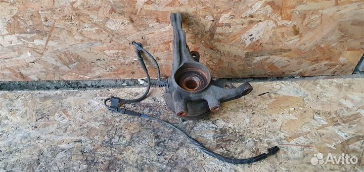 Кулак поворотный передний правый Hyundai i30 2007