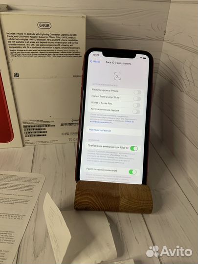 iPhone 11, 64 ГБ