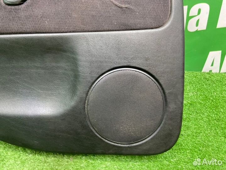 Обшивка боковой двери задняя левая Volkswagen