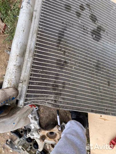 Радиатор кондиционера Renault Kaptur
