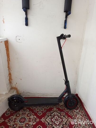 Электросамокат Xiaomi M365 PRO