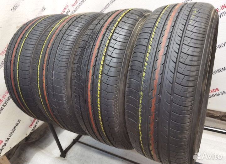 Yokohama dB Decibel E70 215/55 R17 94V