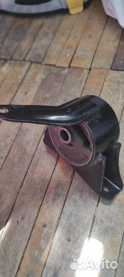 Опора двигателя Toyota (Передняя, правая, левая)