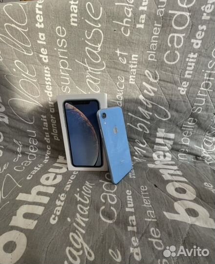 iPhone Xr, 64 ГБ
