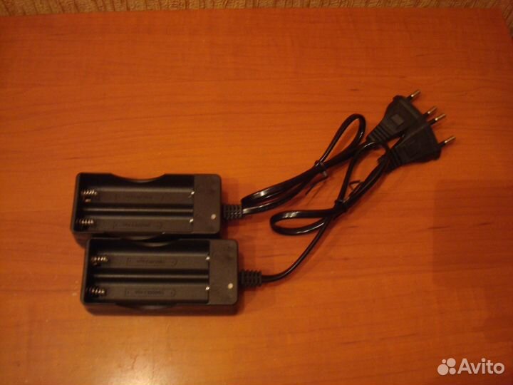Зарядное устройство для 18650 батарей