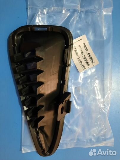 Жабра передняя левая Toyota Camry V55 2014-2018