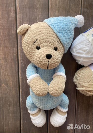 Вязаный плюшевый мишка ручной работы