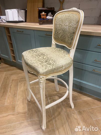 Стул барный выставочный образец