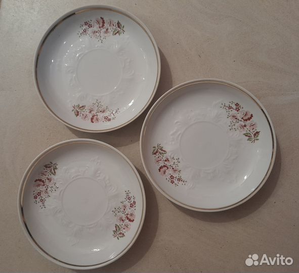 Блюдца Вербилки цена за все