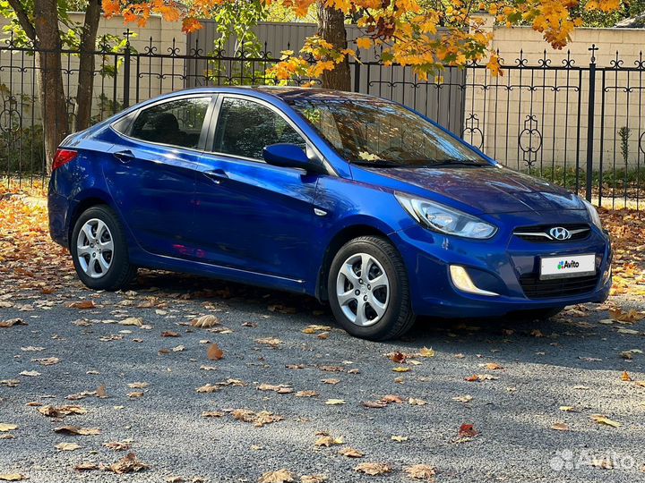 Hyundai Solaris 1.4 AT, 2012, 95 000 км