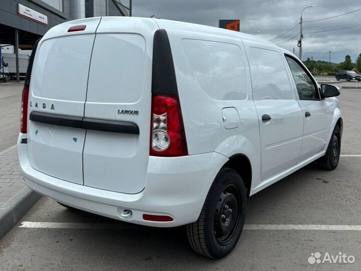 LADA Largus 1.6 МТ, 2024