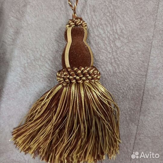 Кисть декоративная