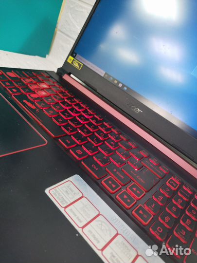 Игровой ноутбук Asus