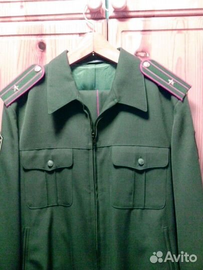 Военная и милицейская форма