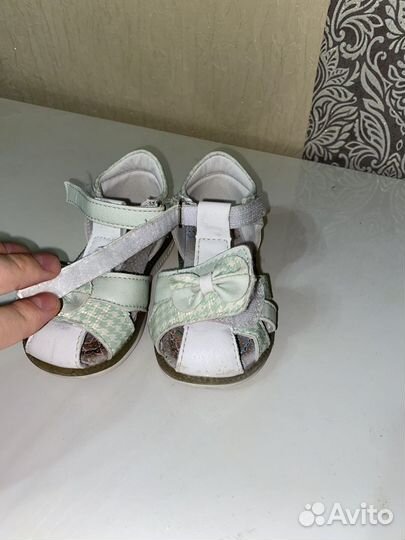 Сандалии для девочки 22 размер