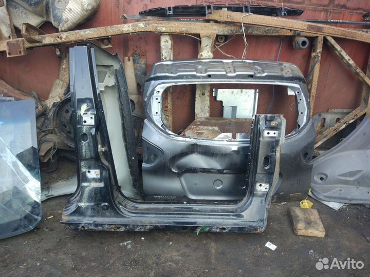 Стойка средняя правая Chery Bonus A13 2011 г