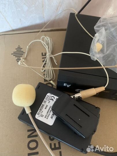 Радиомикрофон головной, гарнитура для концерта